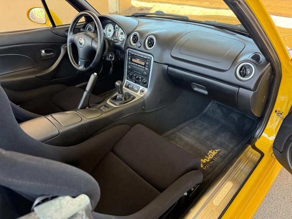 2002 Mazda NB MX-5 Miata - Image 19 of 20