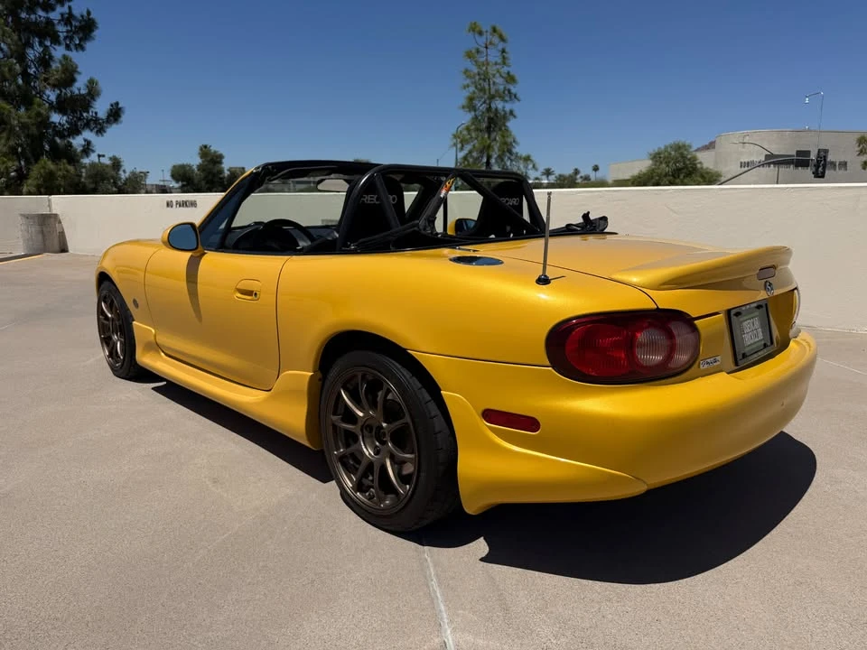 2002 Mazda NB MX-5 Miata - Image 4 of 20