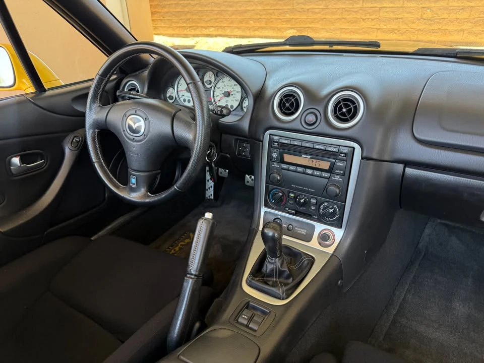 2002 Mazda NB MX-5 Miata - Image 15 of 20
