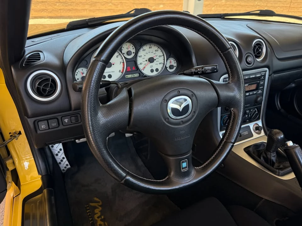 2002 Mazda NB MX-5 Miata - Image 13 of 20