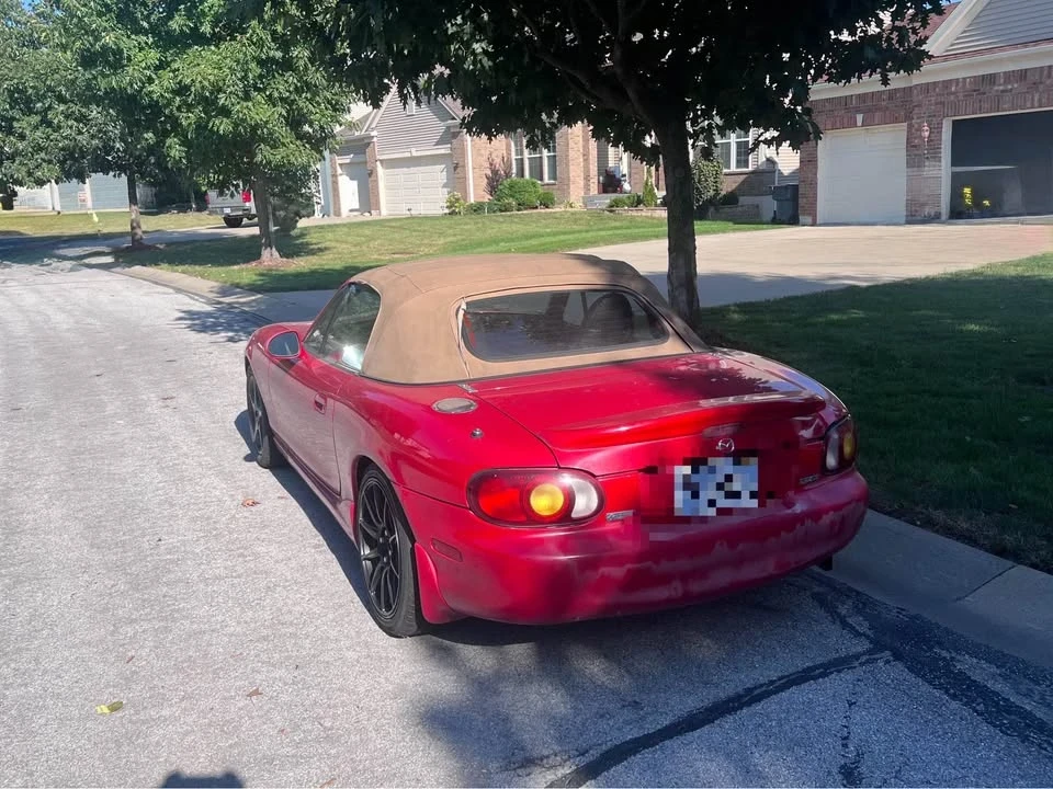 2002 Mazda NB MX-5 Miata - Image 2 of 3
