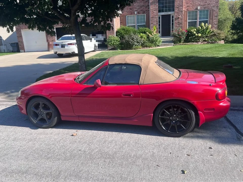 2002 Mazda NB MX-5 Miata - Image 3 of 3