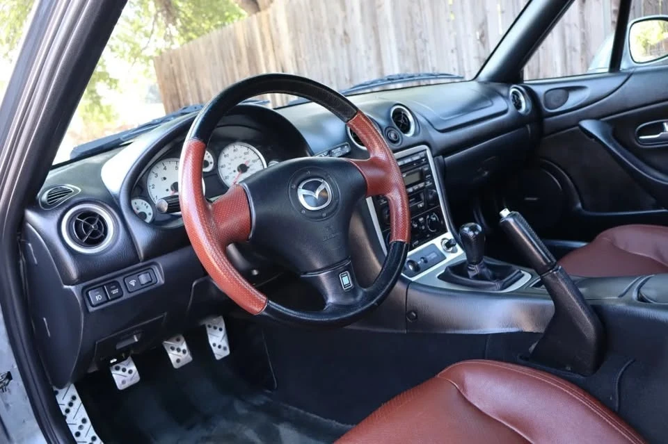 2002 Mazda NB MX-5 Miata - Image 6 of 11