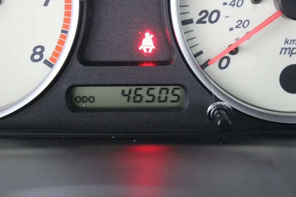 2002 Mazda NB MX-5 Miata - Image 9 of 20