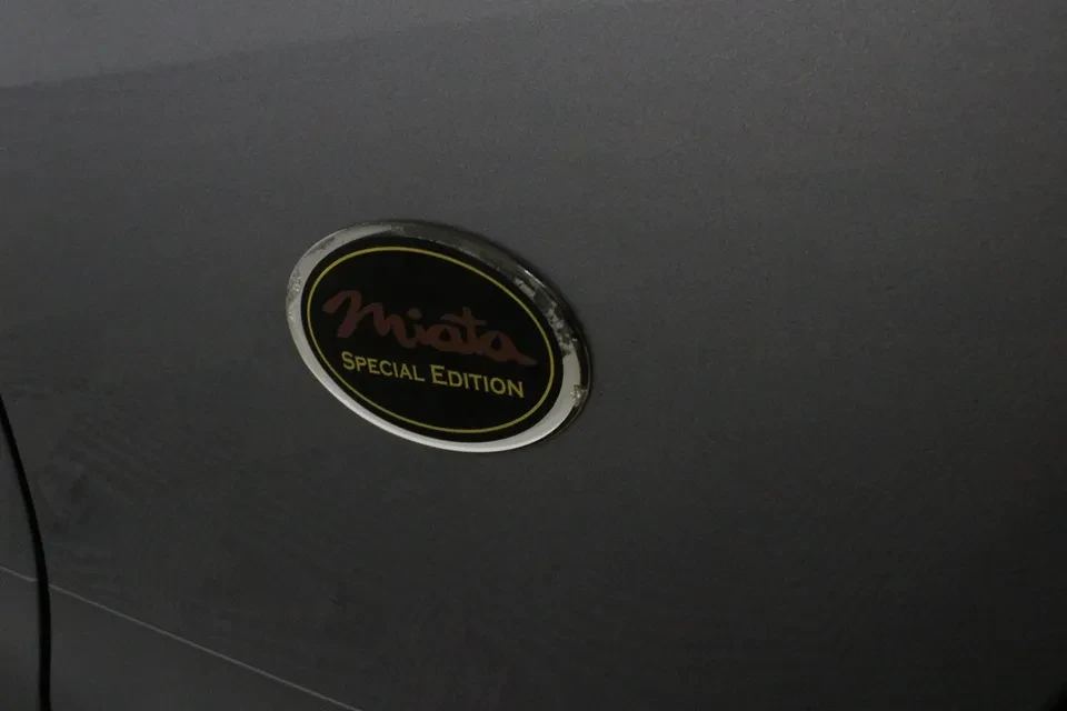 2002 Mazda NB MX-5 Miata - Image 19 of 20