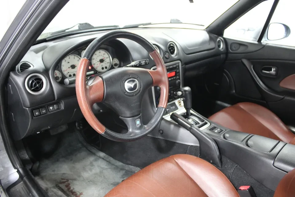 2002 Mazda NB MX-5 Miata - Image 2 of 20