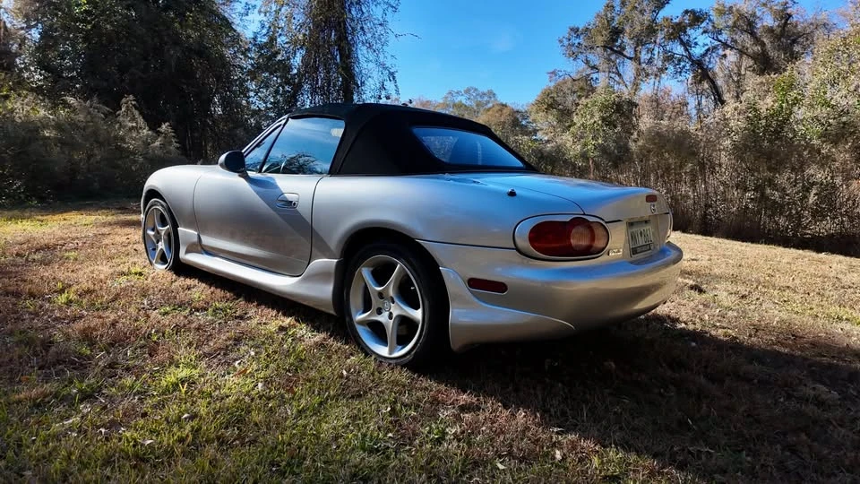 2002 Mazda NB MX-5 Miata - Image 6 of 17