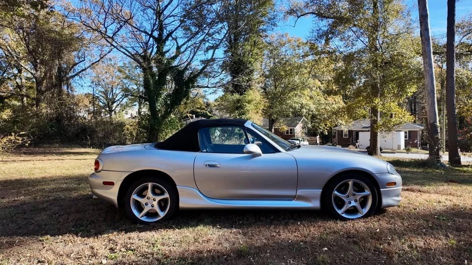 2002 Mazda NB MX-5 Miata - Image 3 of 17