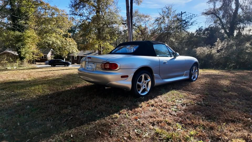 2002 Mazda NB MX-5 Miata - Image 5 of 17