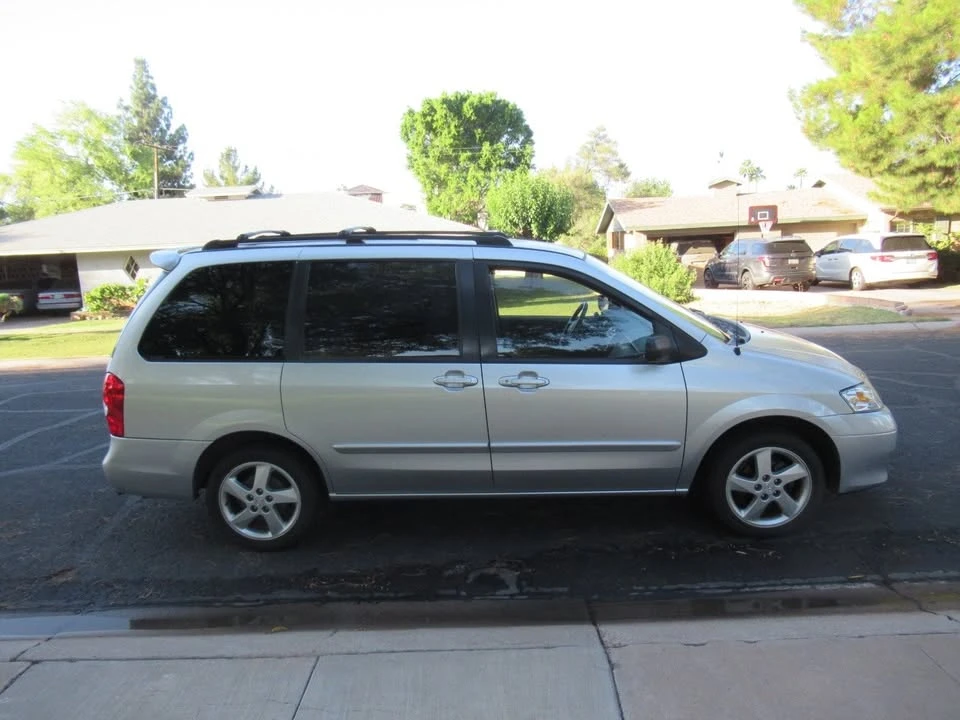 2002 Mazda MPV 2nd Gen - Image 4 of 17