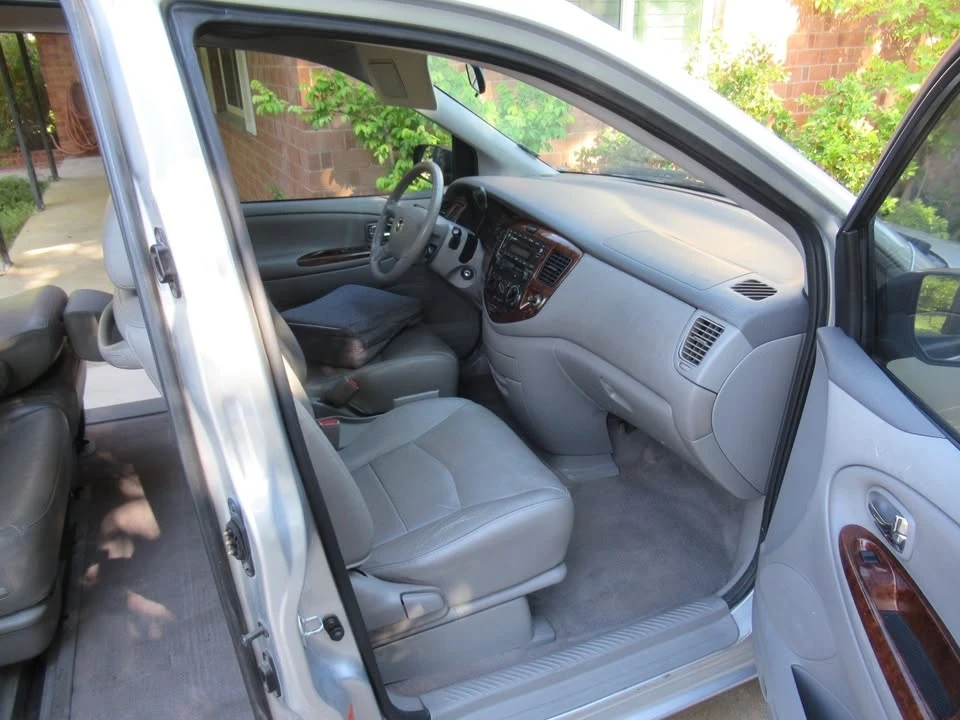 2002 Mazda MPV 2nd Gen - Image 17 of 17