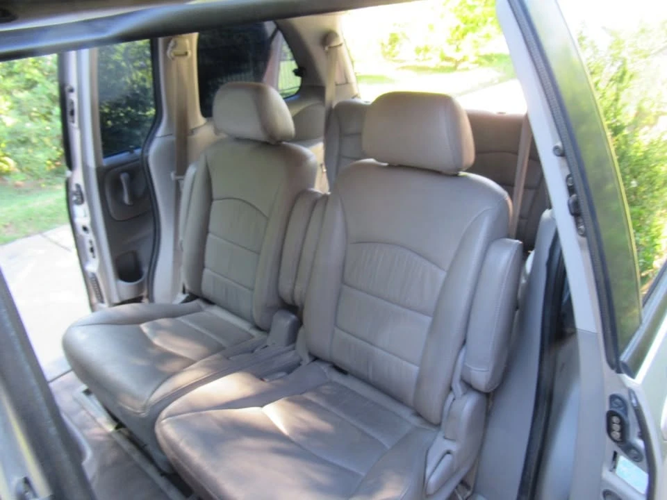 2002 Mazda MPV 2nd Gen - Image 14 of 17