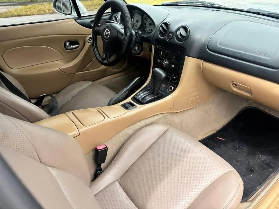 2002 Mazda NB MX-5 Miata - Image 4 of 4
