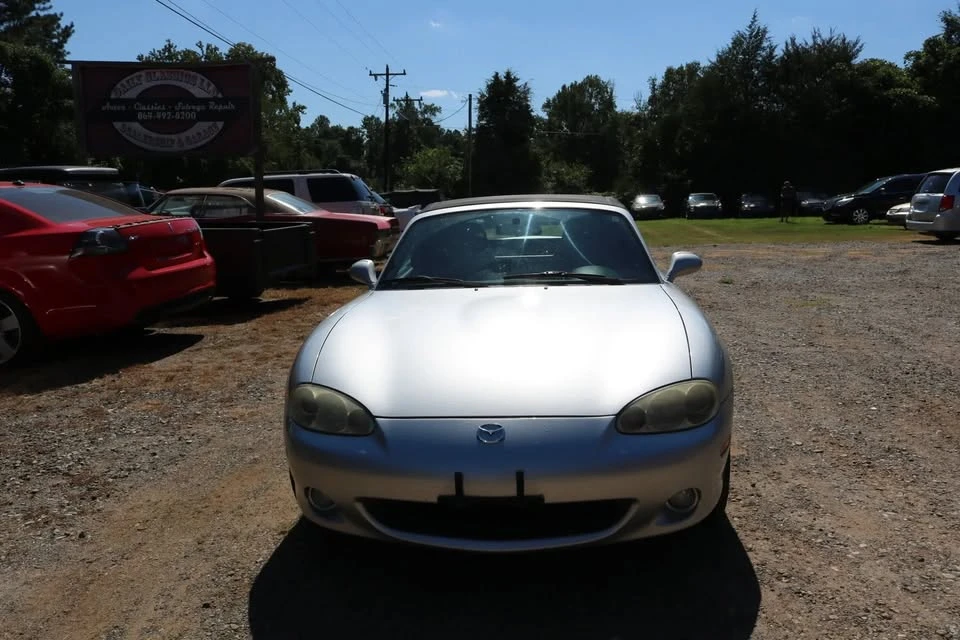 2002 Mazda NB MX-5 Miata - Image 8 of 19
