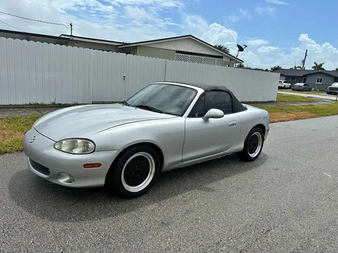 2002 Mazda MX-5 Miata