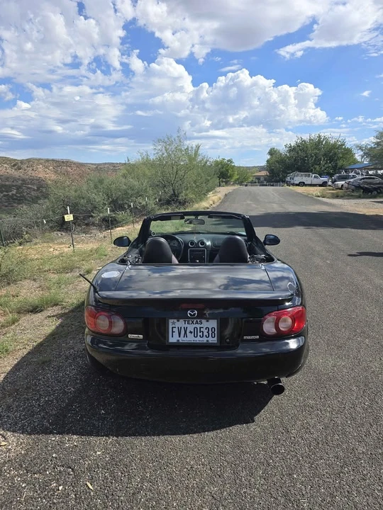 2002 Mazda NB MX-5 Miata - Image 6 of 14