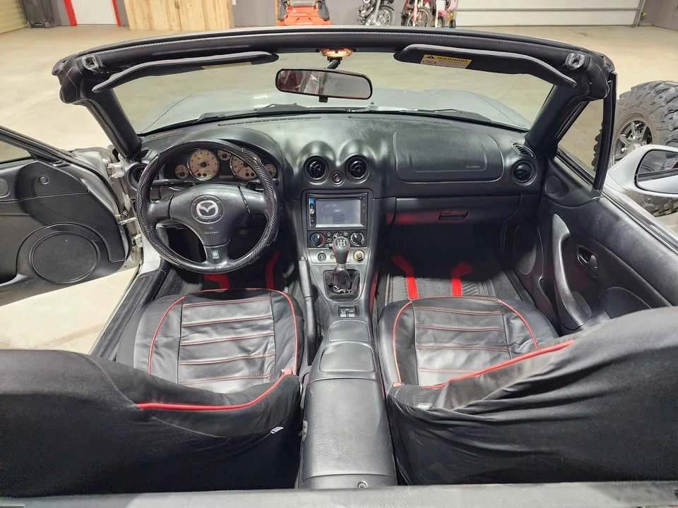 2002 Mazda NB MX-5 Miata - Image 4 of 10