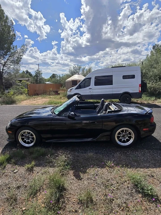 2002 Mazda NB MX-5 Miata - Image 4 of 14
