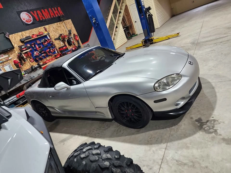 2002 Mazda NB MX-5 Miata - Image 3 of 10