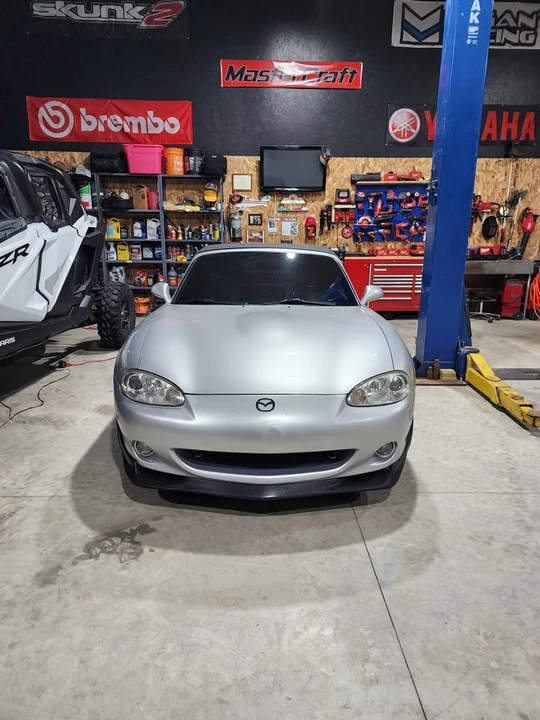 2002 Mazda NB MX-5 Miata - Image 2 of 10