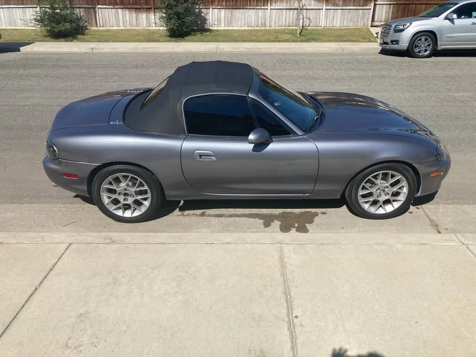 2002 Mazda NB MX-5 Miata - Image 3 of 13