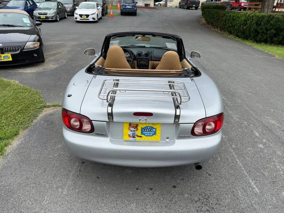 2002 Mazda NB MX-5 Miata - Image 6 of 20