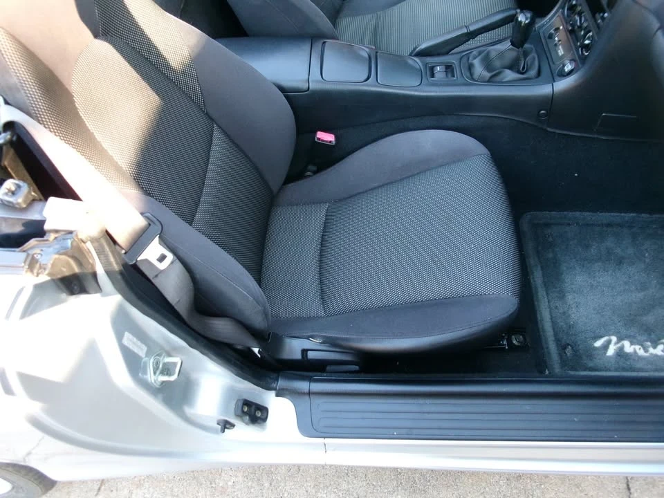 2002 Mazda NB MX-5 Miata - Image 12 of 20