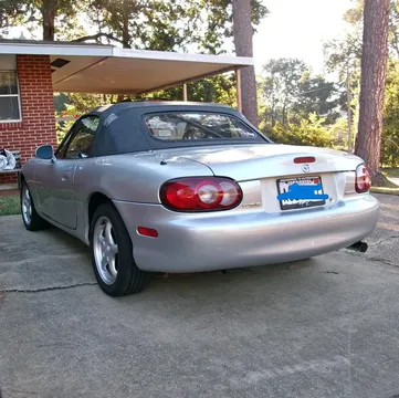 2002 Mazda MX-5 Miata