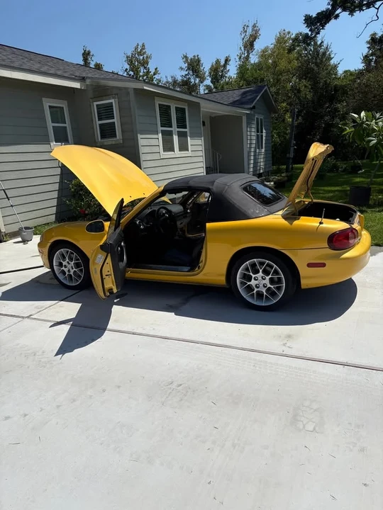 2002 Mazda NB MX-5 Miata - Image 3 of 6