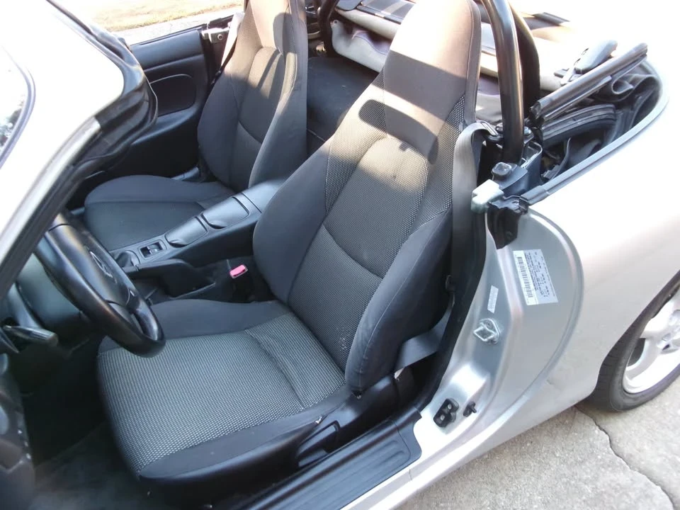 2002 Mazda NB MX-5 Miata - Image 11 of 20