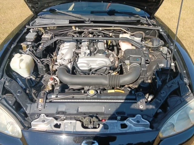 2002 Mazda NB MX-5 Miata - Image 5 of 11