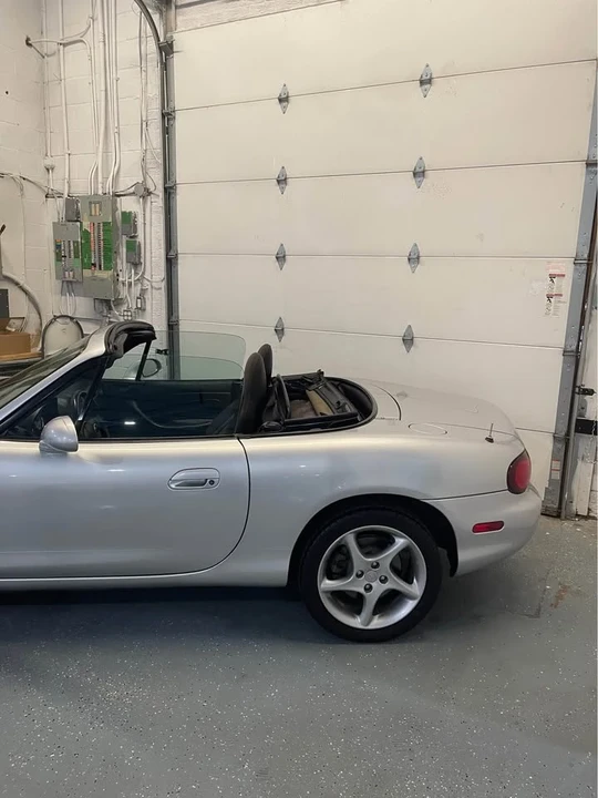 2002 Mazda NB MX-5 Miata - Image 3 of 10