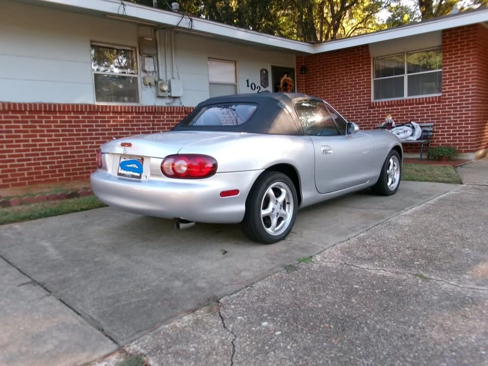 2002 Mazda NB MX-5 Miata - Image 3 of 20
