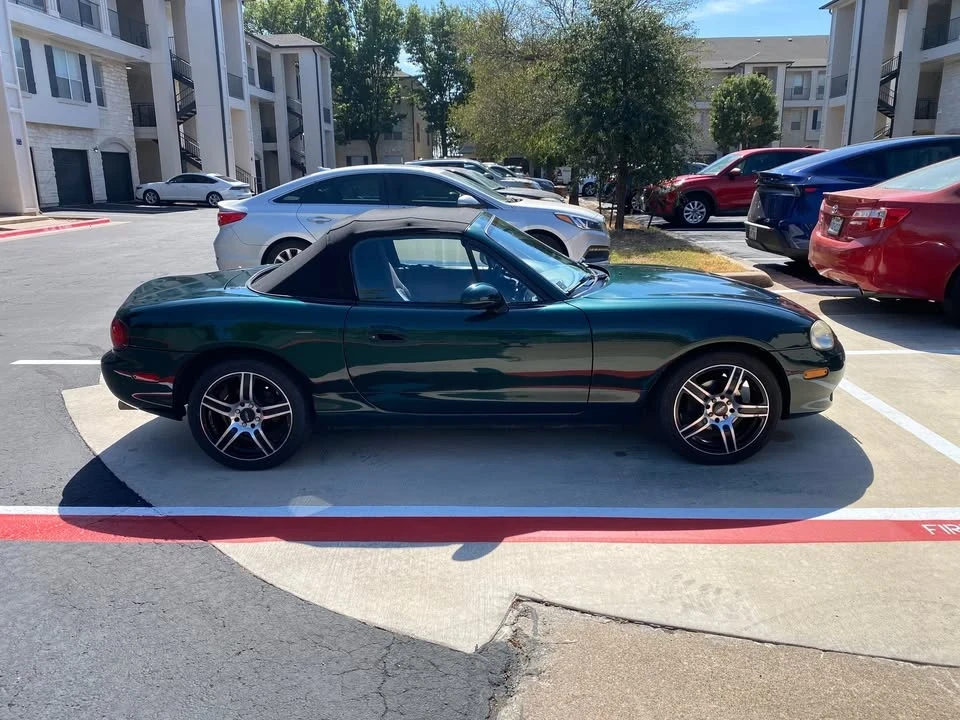 2002 Mazda NB MX-5 Miata - Image 5 of 13
