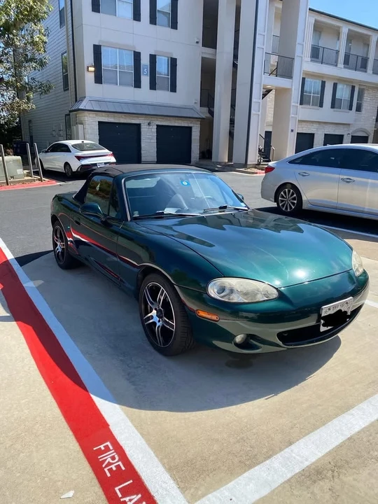 2002 Mazda NB MX-5 Miata - Image 4 of 13