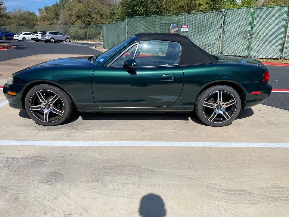 2002 Mazda NB MX-5 Miata - Image 3 of 13