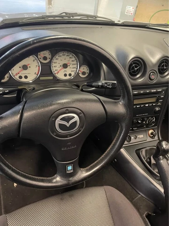 2002 Mazda NB MX-5 Miata - Image 10 of 10