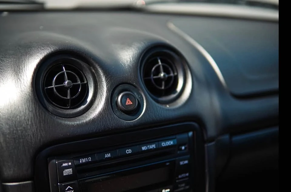2002 Mazda NB MX-5 Miata - Image 10 of 13