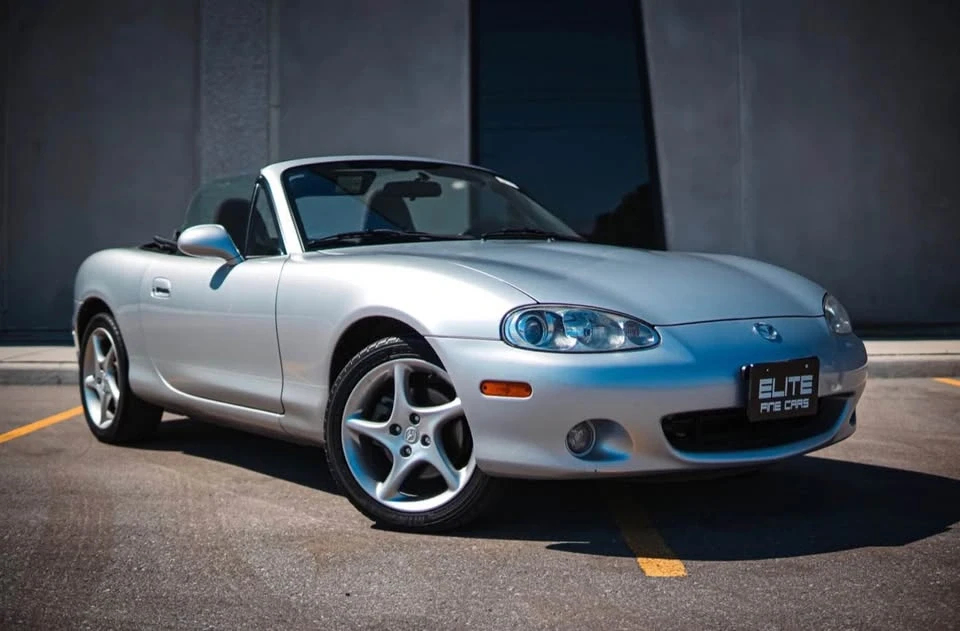 2002 Mazda NB MX-5 Miata - Image 5 of 13