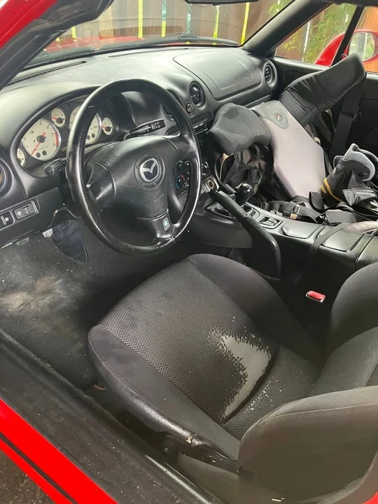 2002 Mazda NB MX-5 Miata - Image 9 of 9