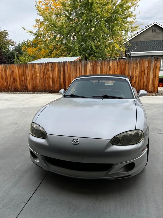 2002 Mazda NB MX-5 Miata - Image 2 of 10