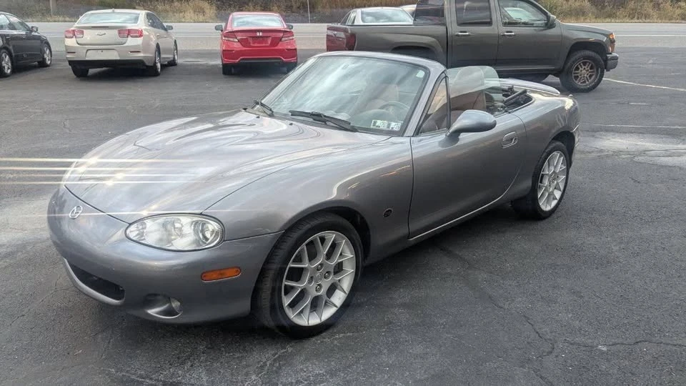 2002 Mazda NB MX-5 Miata - Image 10 of 12