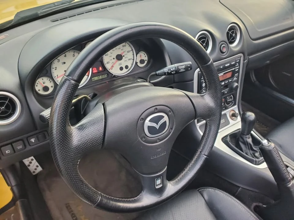 2002 Mazda NB MX-5 Miata - Image 9 of 13