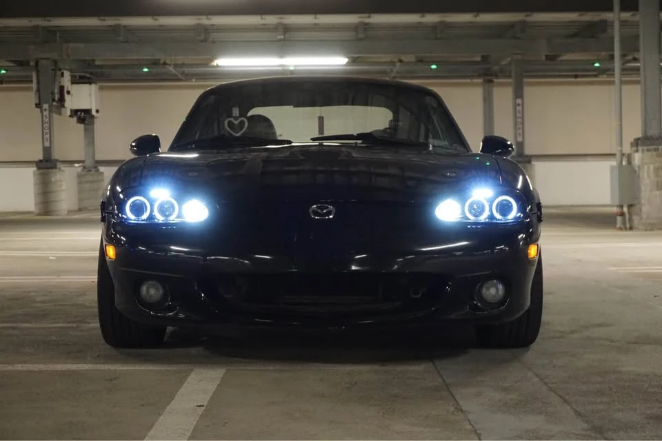 2002 Mazda NB MX-5 Miata - Image 5 of 8