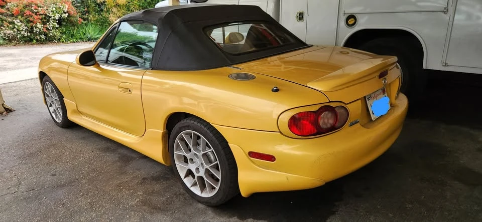 2002 Mazda NB MX-5 Miata - Image 3 of 7