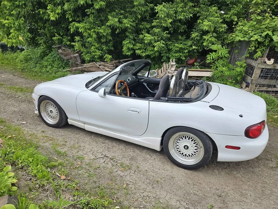 2002 Mazda NB MX-5 Miata - Image 5 of 5