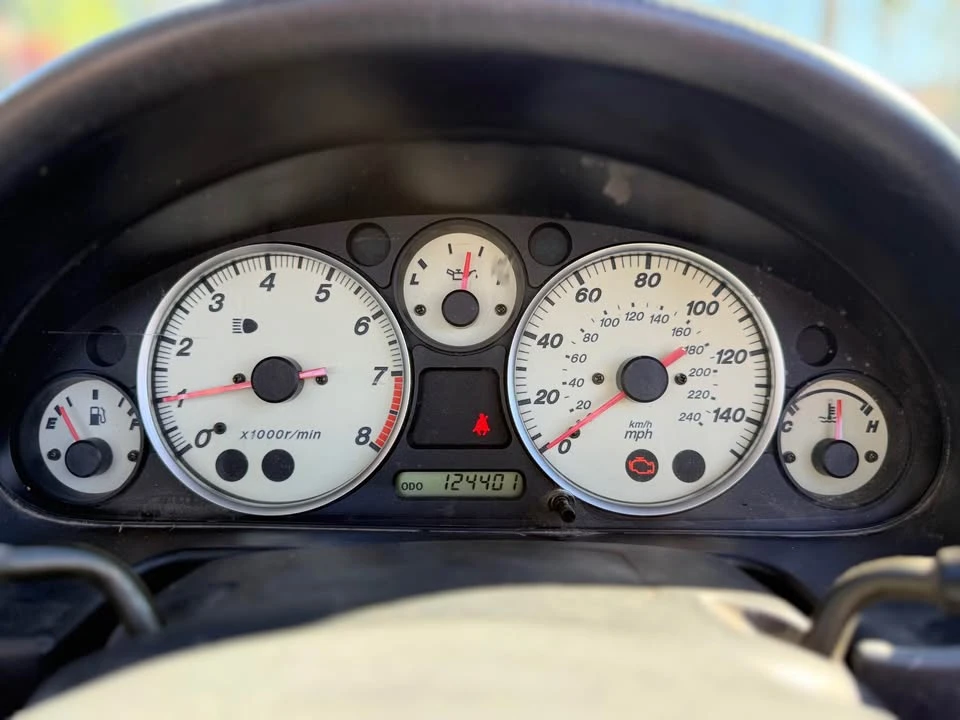 2002 Mazda NB MX-5 Miata - Image 11 of 12