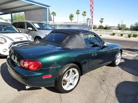 2002 Mazda MX-5 Miata LS Convertible