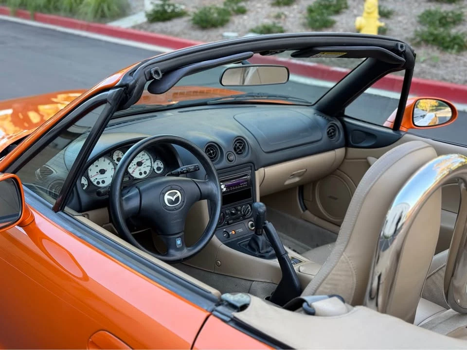 2002 Mazda NB MX-5 Miata - Image 8 of 12