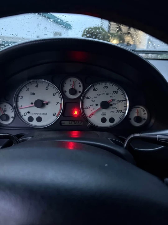 2002 Mazda NB MX-5 Miata - Image 8 of 10